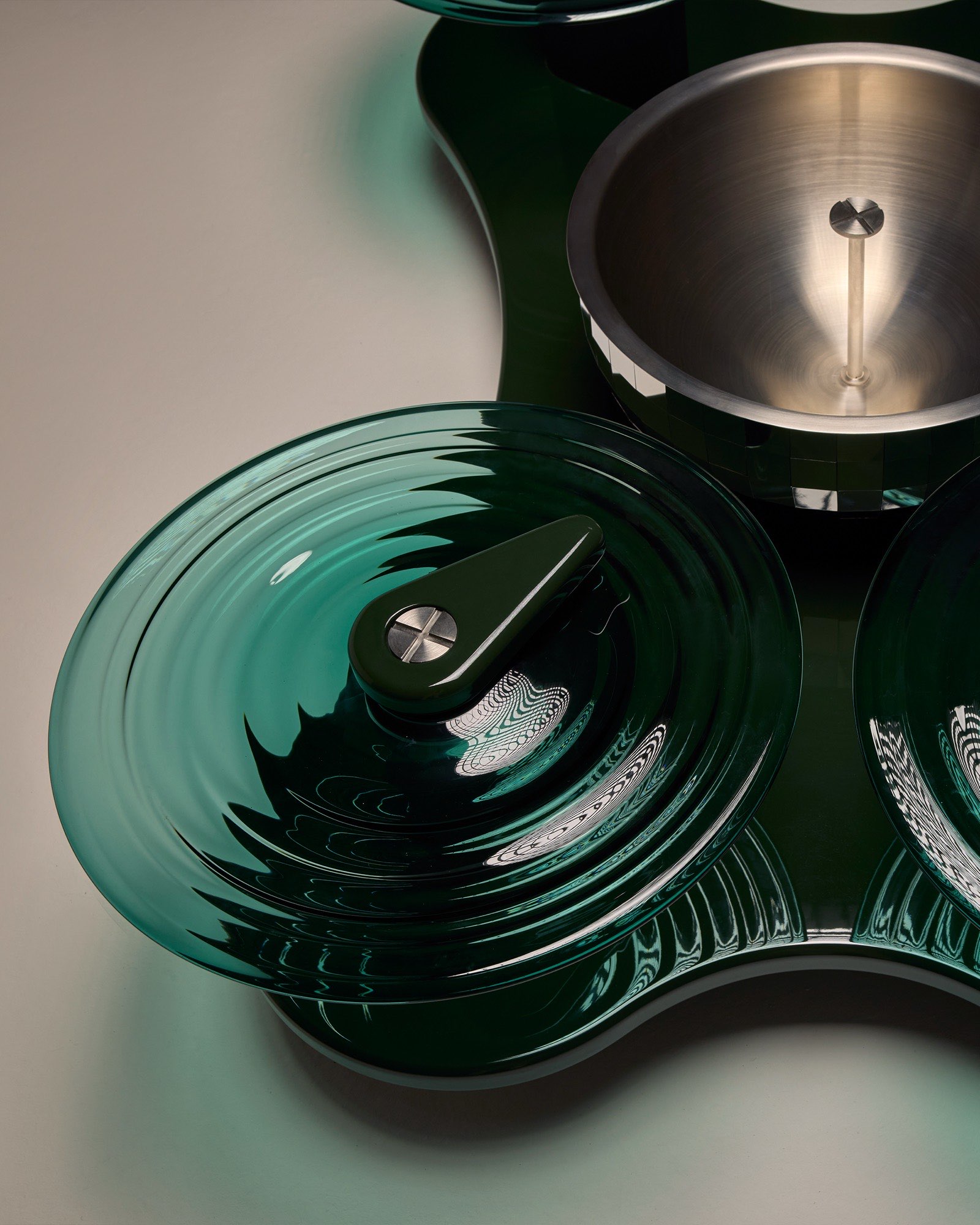 The Bubbly Coffee Table, glass top and ice bucket from above
