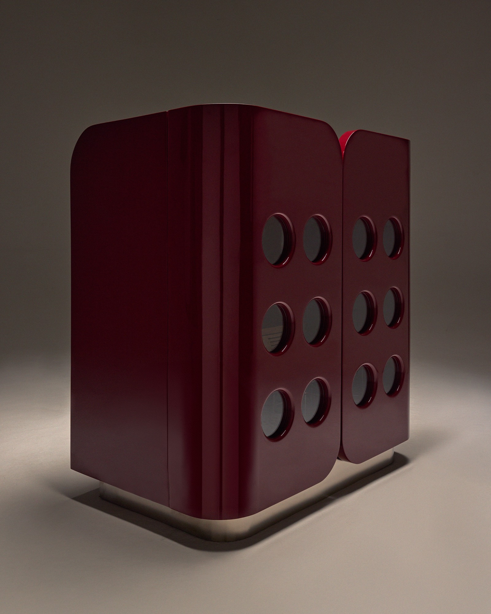 The Cuban Bar Cabinet, side view in high-gloss lacquer